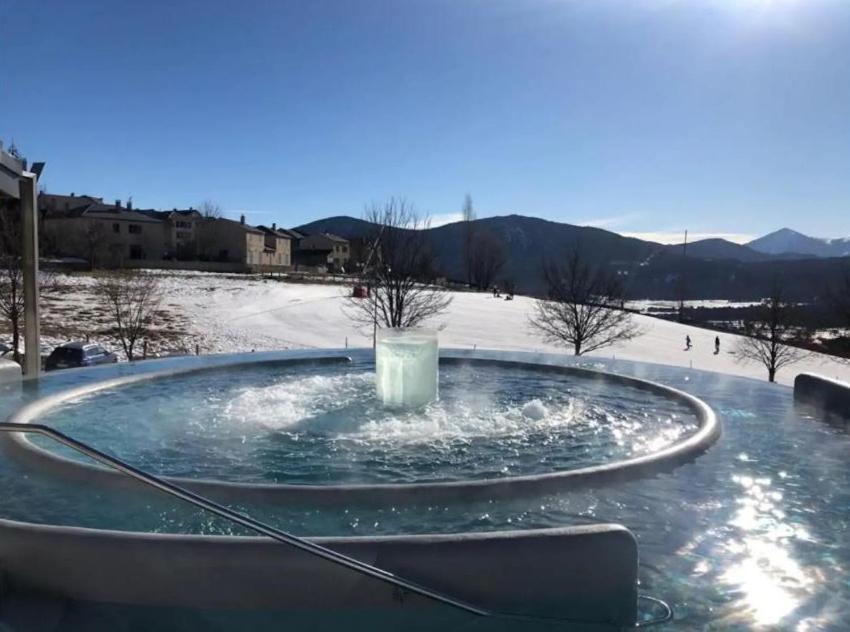 Chalet Pres Des Pistes Avec Vue Panoramique Les Angles  Εξωτερικό φωτογραφία