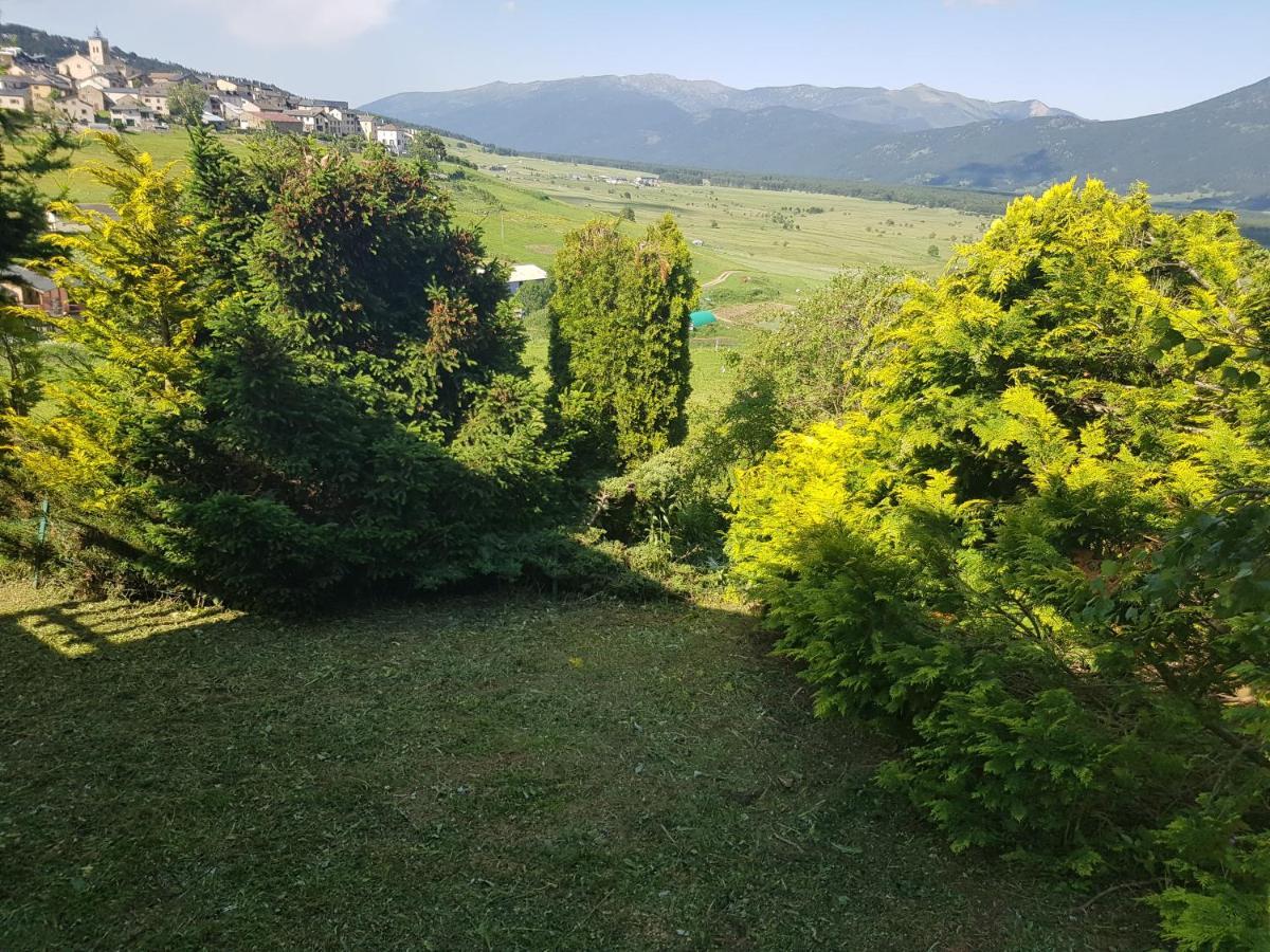 Chalet Pres Des Pistes Avec Vue Panoramique Les Angles  Εξωτερικό φωτογραφία