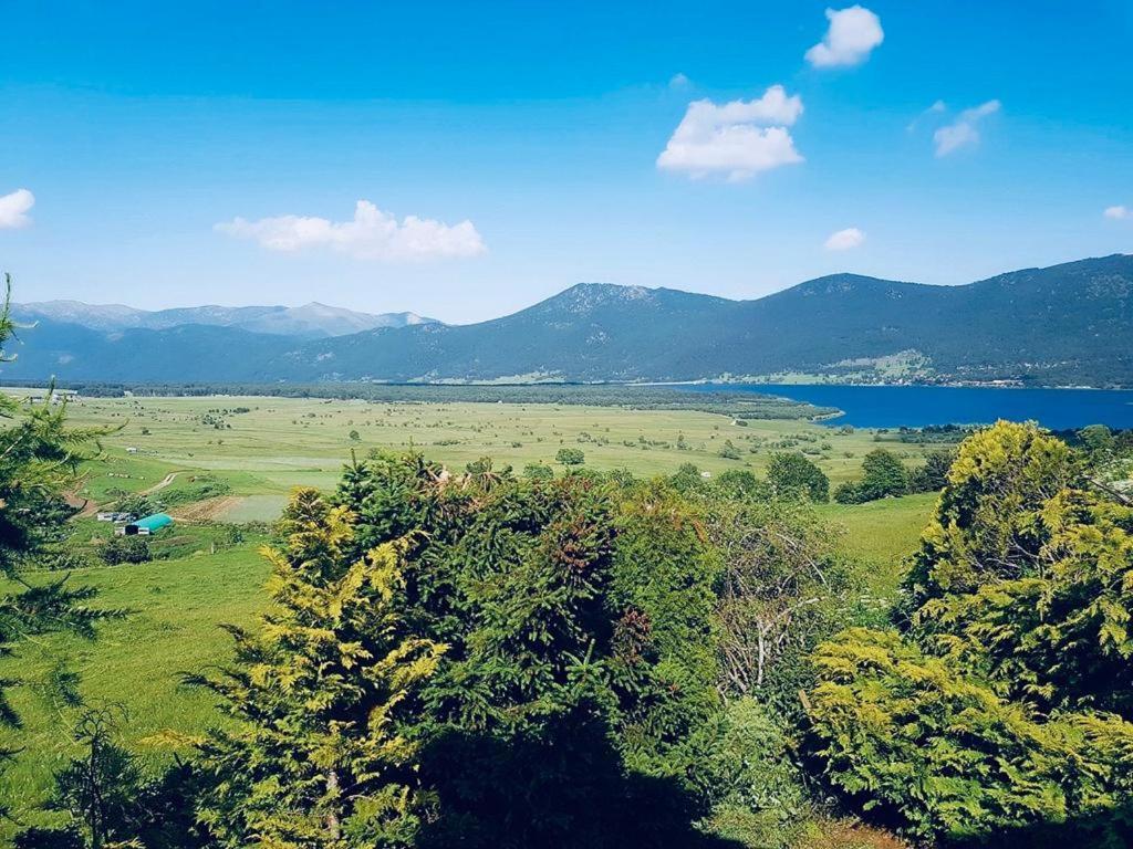 Chalet Pres Des Pistes Avec Vue Panoramique Les Angles  Εξωτερικό φωτογραφία