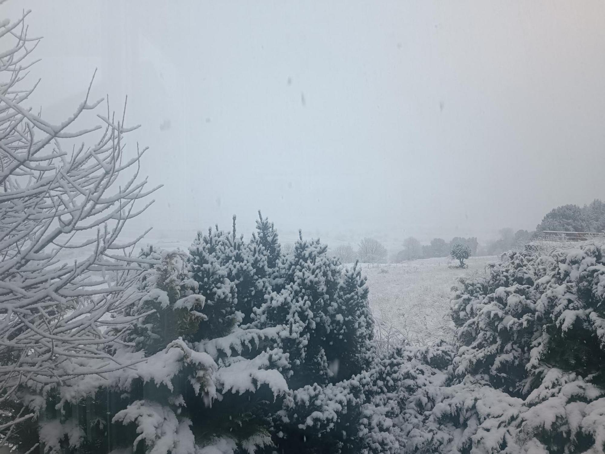 Chalet Pres Des Pistes Avec Vue Panoramique Les Angles  Εξωτερικό φωτογραφία