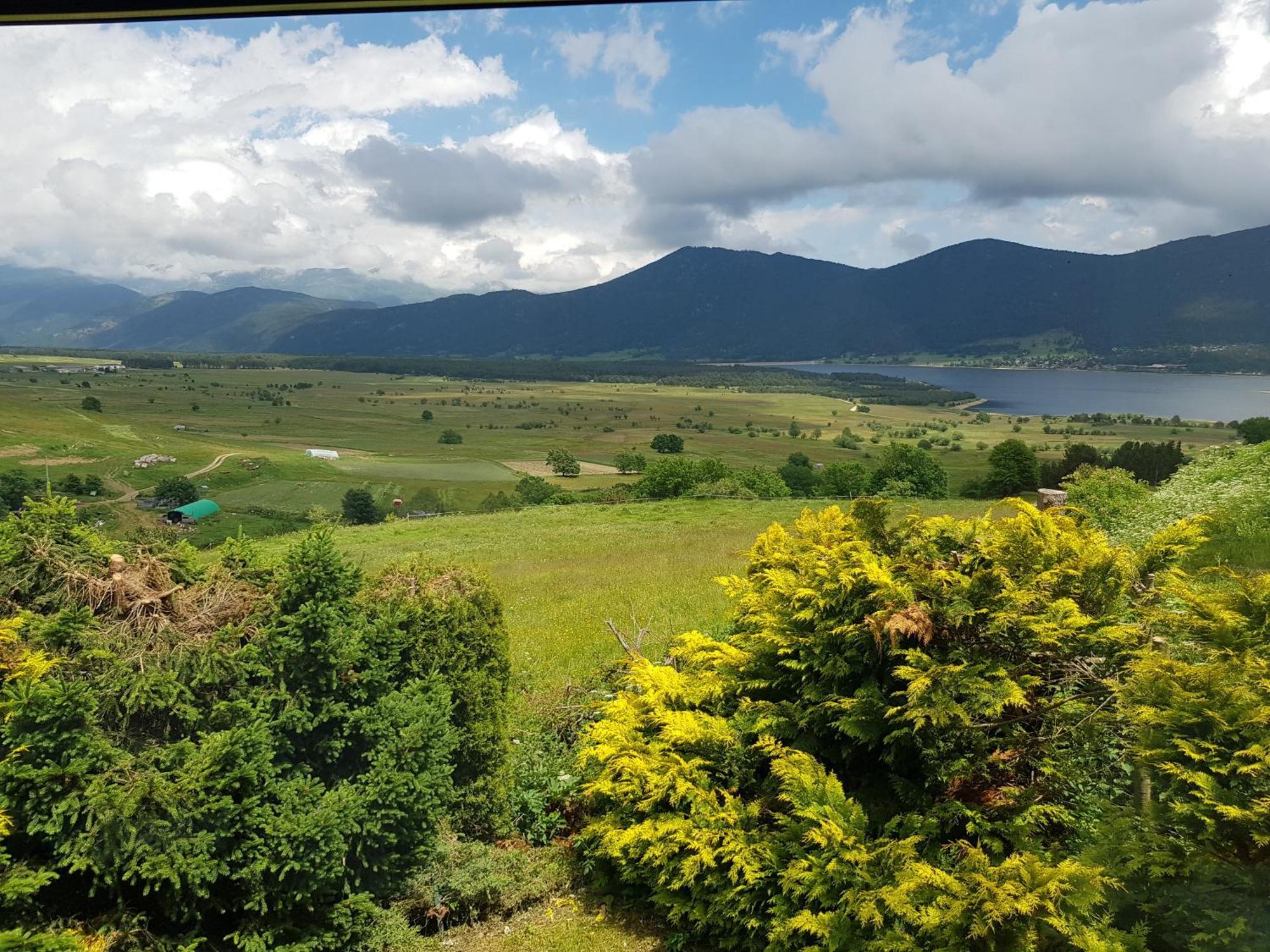 Chalet Pres Des Pistes Avec Vue Panoramique Les Angles  Εξωτερικό φωτογραφία